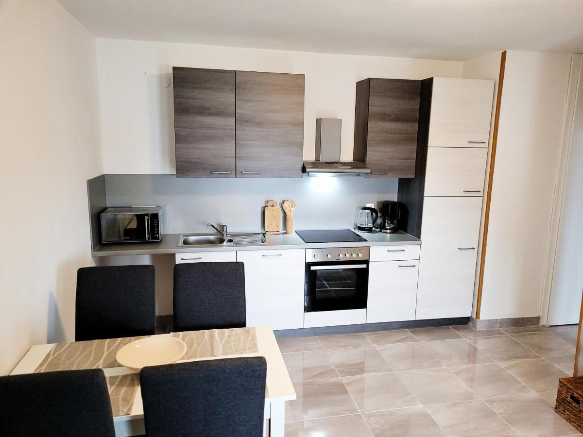 Apartment Luna Petrcane